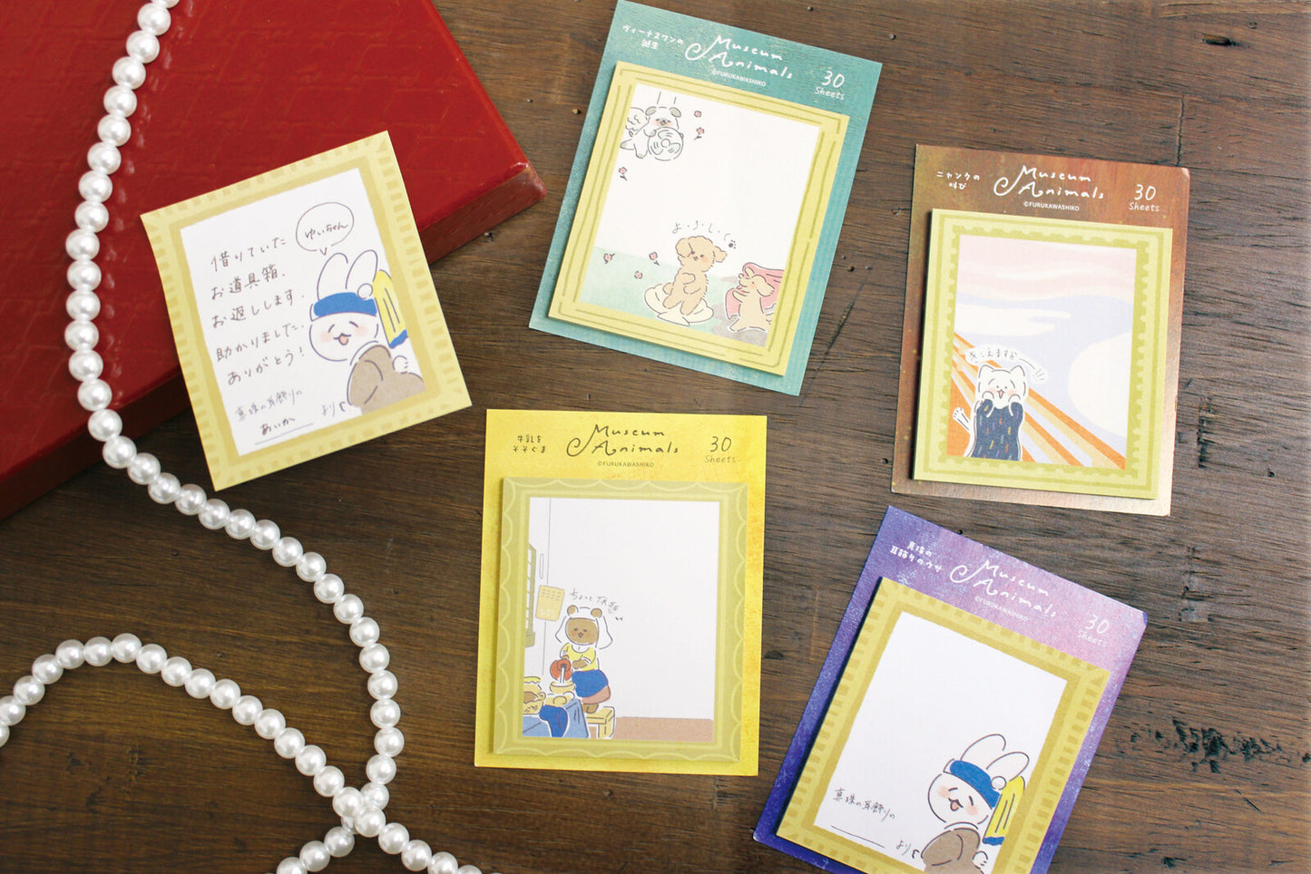 Memo pad 帶真珠耳環的兔子