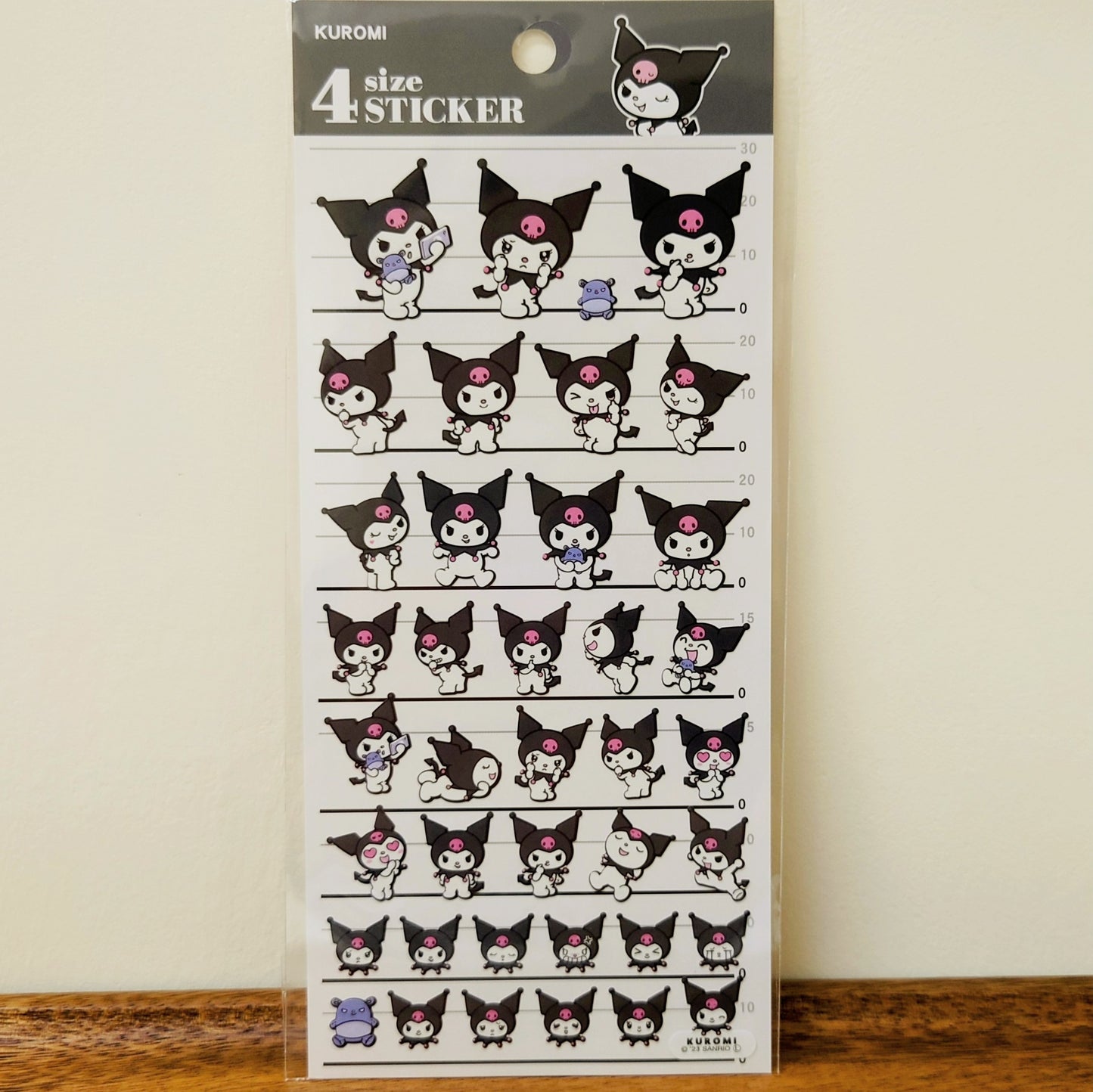 4 size sticker kuromi