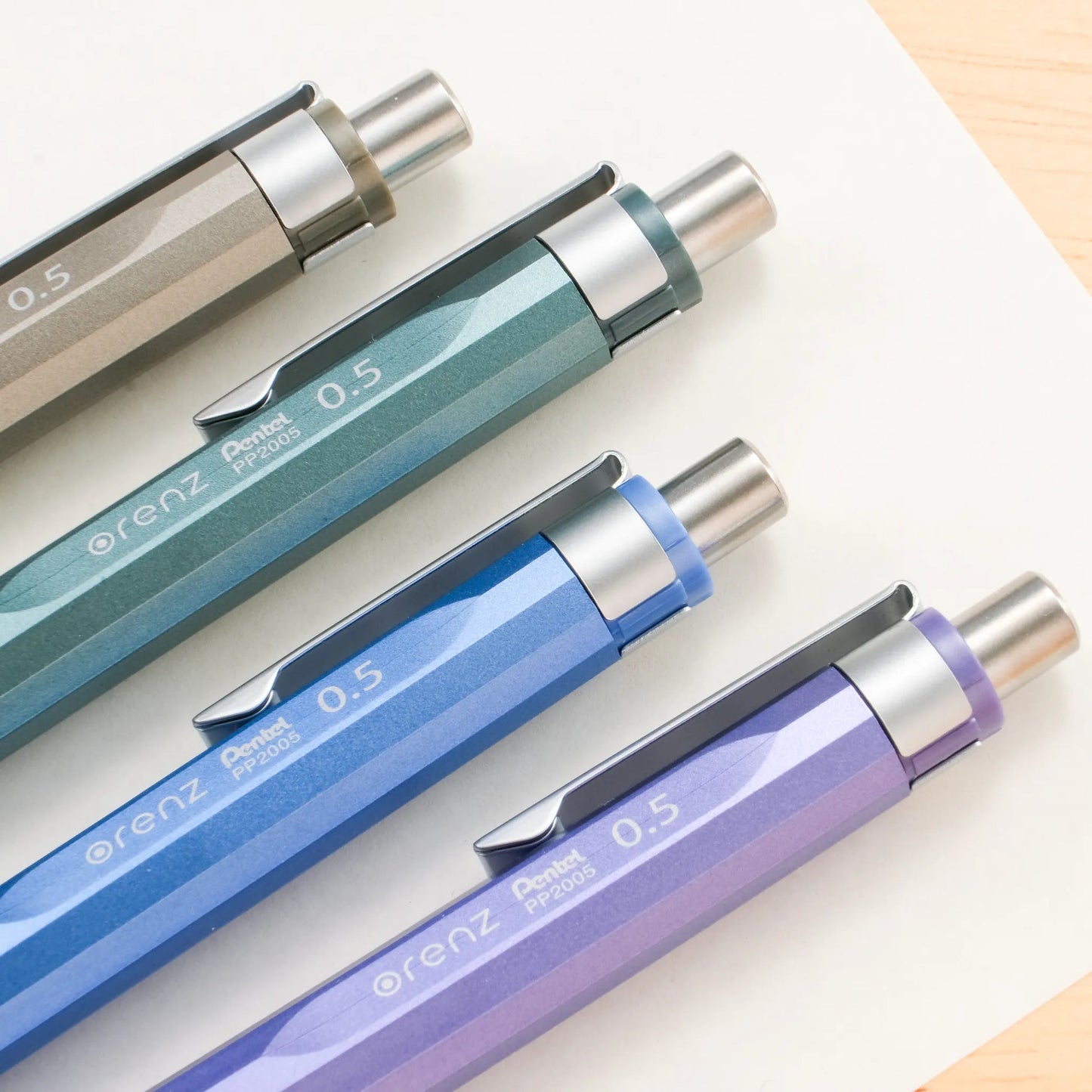 Pentel orenz at dual grip鉛芯筆