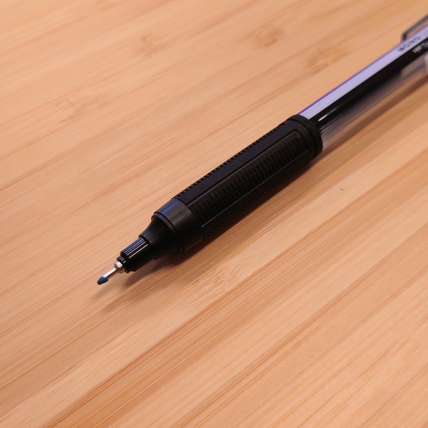 Tombow MONO graph 油性原子筆