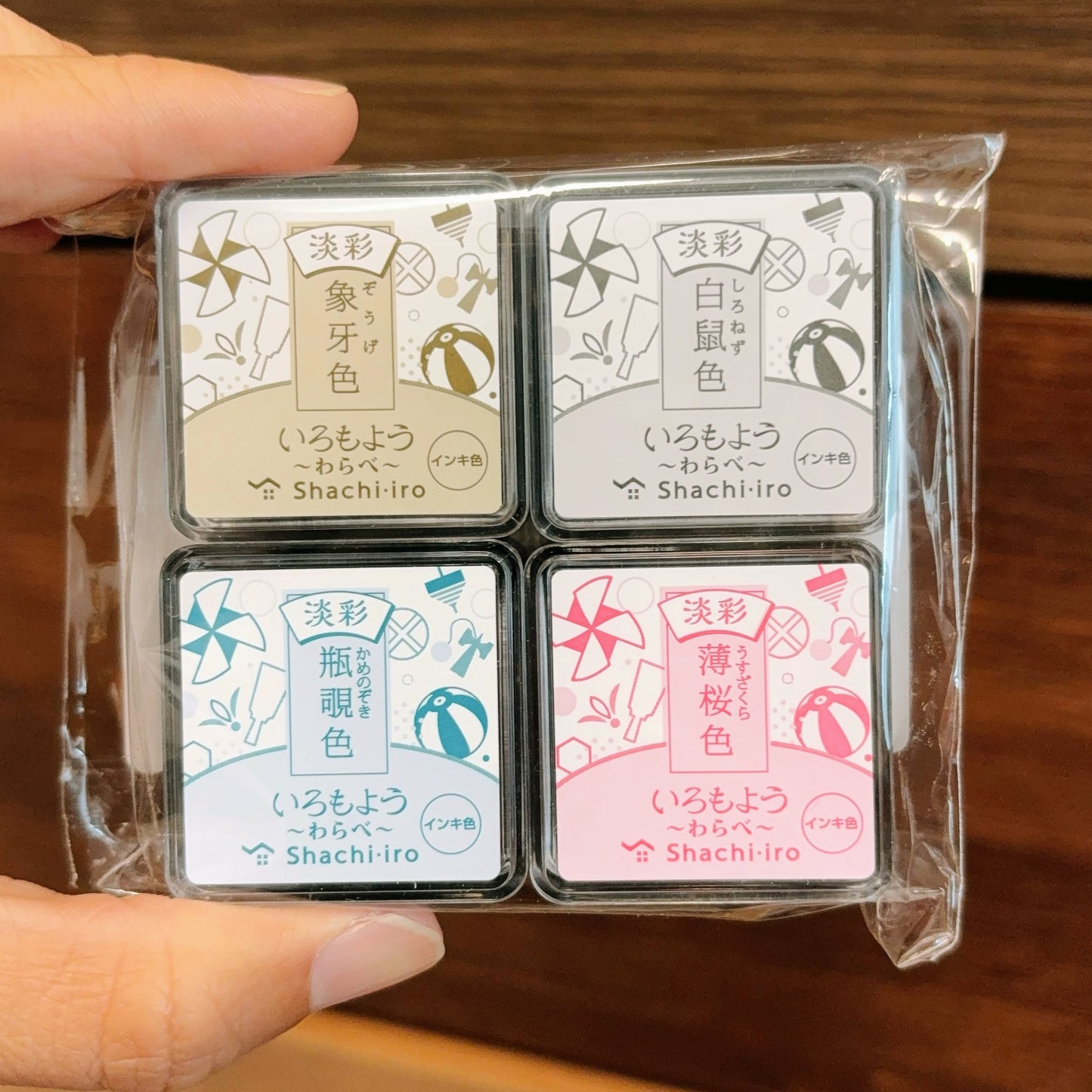 寫吉達 文具女子博限定 淡彩印台(一套四個)