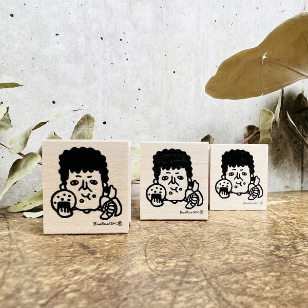 RiraRira印章 関小姐的咀嚼聲