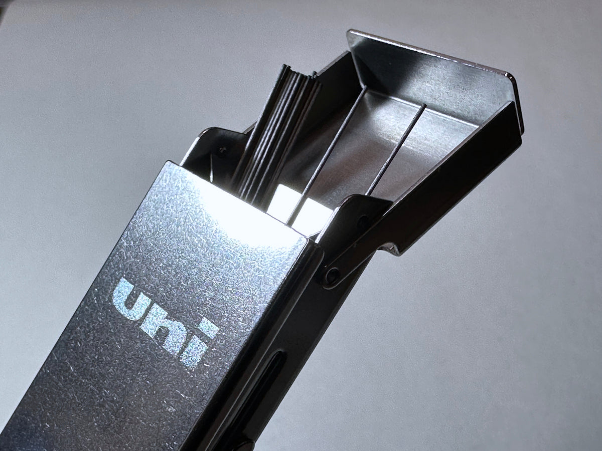 三菱uni metal case 鉛筆芯